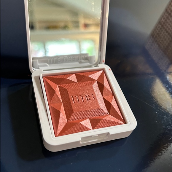 RDim Hydra Blush - Sangria main image 0